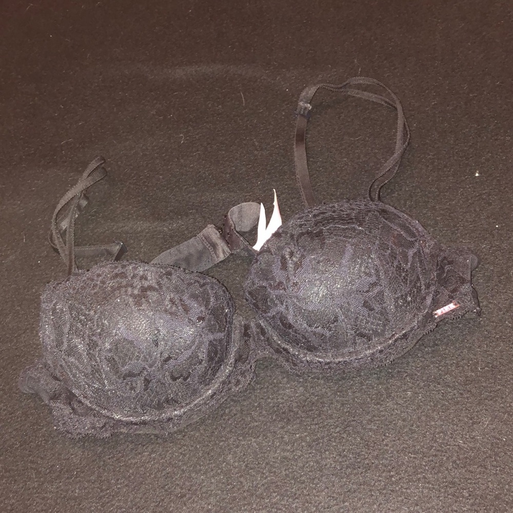 Black lace push up bra